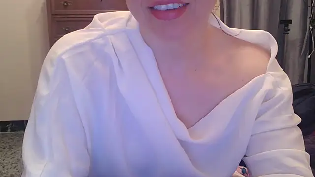 mery lou20252 online show from April 7, 9:15 pm