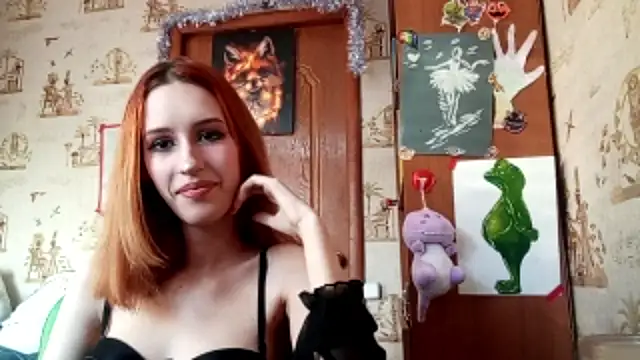 SirenFrost online show from April 17, 2:53 pm