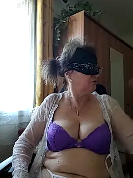 Chrismaturefrench online show from March 25, 4:02 pm