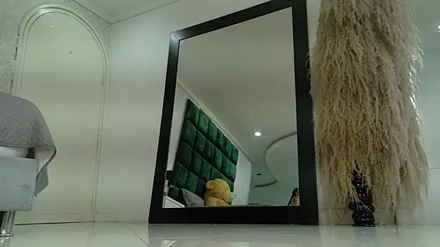 Sasha Sin online show from April 6, 11:11 am