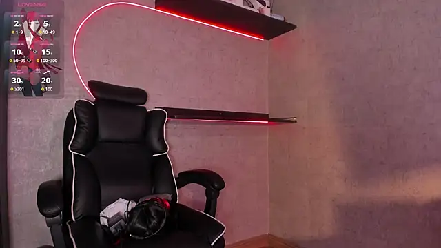 Carmillaa online show from April 2, 10:29 pm