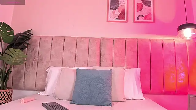 alissonvega online show from March 31, 1:00 pm