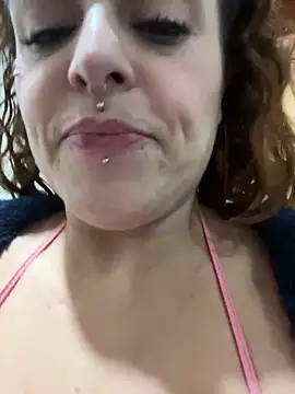 MiaHotboobs online show from April 13, 11:43 pm