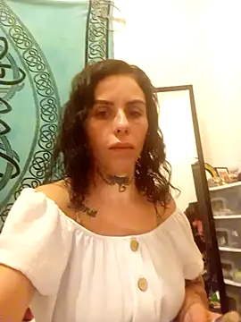 chiquitilla41 online show from June 2, 9:33 am