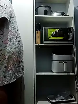 sexymomsn online show from April 4, 11:51 am