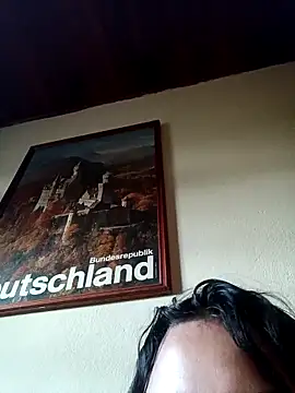 yarinhafox online show from April 5, 10:01 am