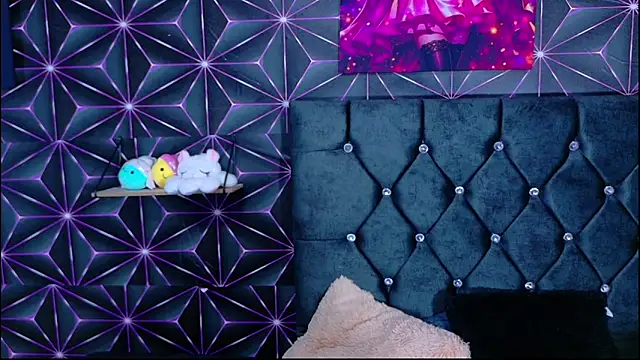 Megam white online show from April 16, 9:39 pm