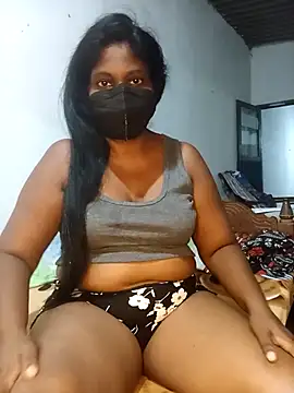 Jayani1978 online show from April 3, 1:31 pm