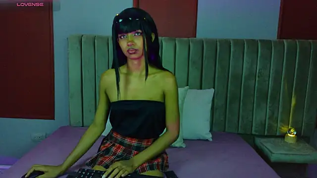 miablanc cr online show from April 12, 12:32 pm