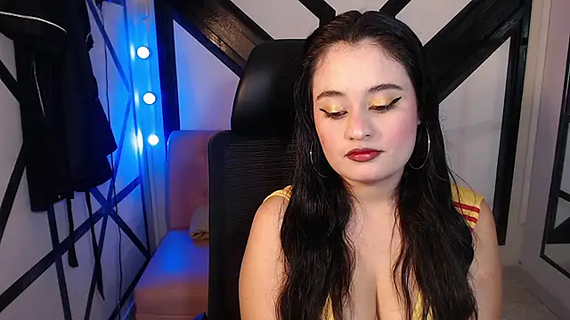 Snapshot of gabriela_tm1 chatting on June 27, 1:06 pm gabriela tm1 online show from June 27, 1:06 pm