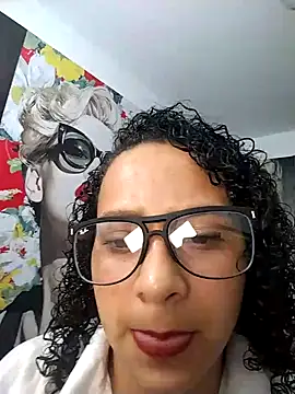 Sofia Alane online show from April 7, 9:10 am