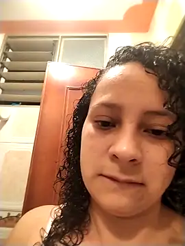 Sofia Alane online show from April 12, 9:03 am