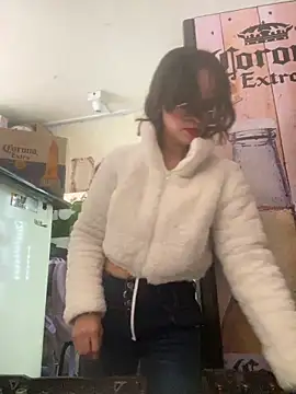 samantha dulce online show from April 16, 8:09 pm