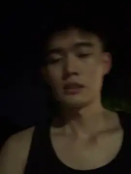 Snapshot of CalvinHY chatting on August 3, 7:17 pm CalvinHY online show from August 3, 7:17 pm