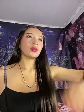 Itze Mua online show from March 24, 3:11 am