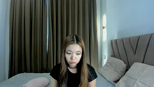 kok0mi online show from April 11, 3:11 am