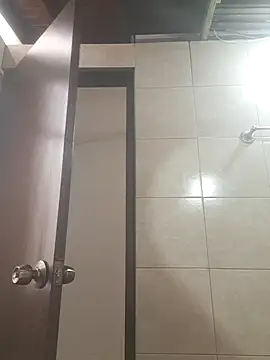 sofia-larson online show from April 17, 7:39 pm