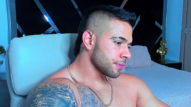 Raytorres online show from May 31, 2:02 pm