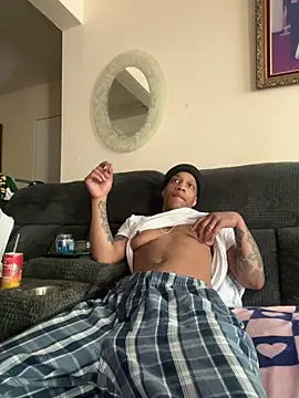 PHAT FTM KLIT87 online show from April 21, 1:17 pm