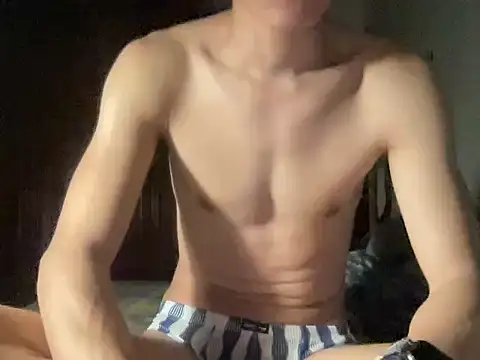 Mauriice online show from April 1, 4:15 pm