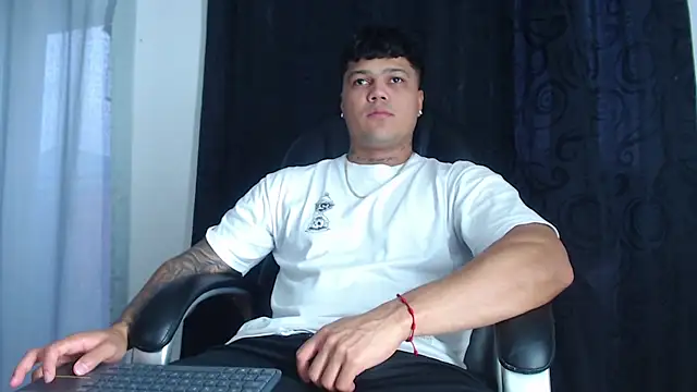 Pedro x777 online show from April 5, 10:51 pm