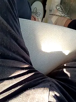 oneeyedwonder96 online show from April 2, 10:57 am