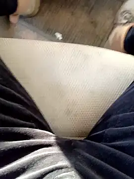 oneeyedwonder96 online show from April 17, 3:53 am