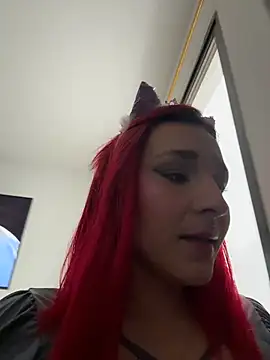 Amelie-RedHoney online show from March 30, 7:15 pm