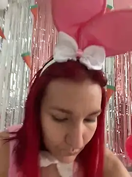 Amelie-RedHoney online show from April 5, 3:42 pm