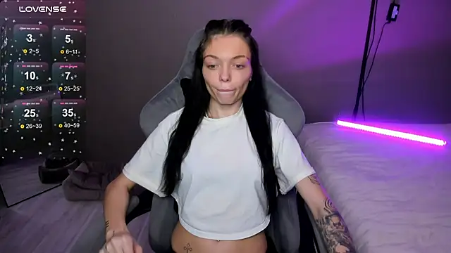 SweetMary adam online show from April 15, 2:13 pm