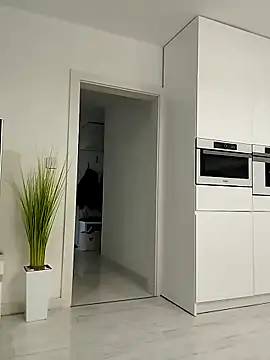 Alexandro111777 online show from April 18, 8:51 am