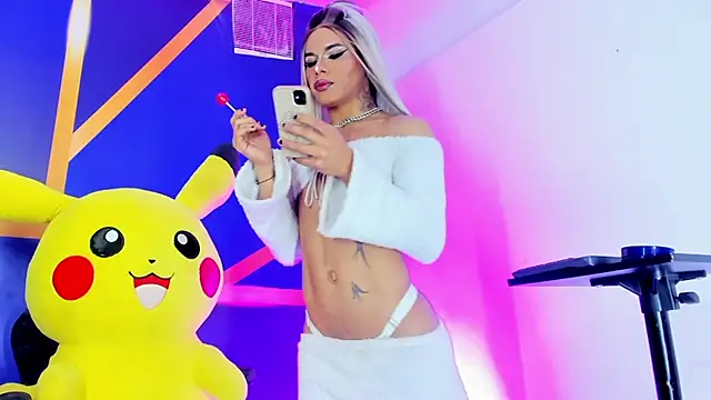 Melanny Brats online show from April 5, 9:28 am