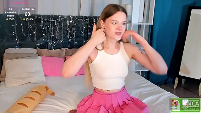 Emma peach online show from March 31, 9:53 am