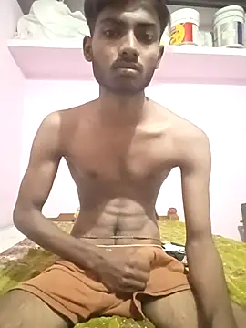 THA KITTY online show from April 16, 7:09 am