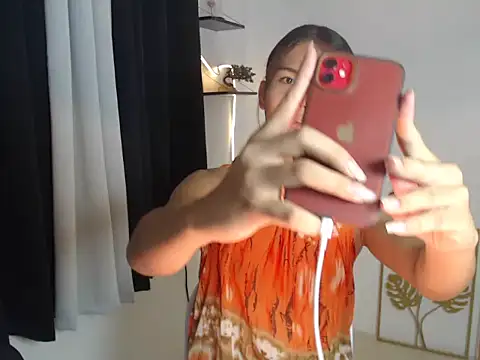 Zain Moore online show from April 16, 2:29 pm