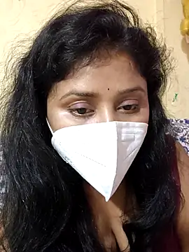 Tridha 2 online show from April 10, 8:13 pm