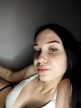 icedrosemarye online show from April 12, 5:51 pm