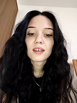 icedrosemarye online show from April 15, 10:11 am