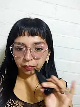 LisaMargo online show from April 8, 4:01 am