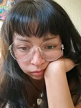 LisaMargo online show from May 26, 2:02 pm
