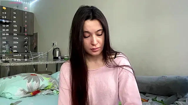 AureaMaggi online show from April 20, 5:10 am