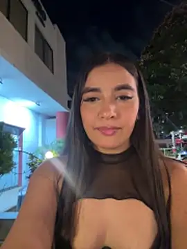 HaileyBiieber online show from April 11, 2:49 am