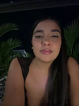 HaileyBiieber online show from May 15, 11:56 pm