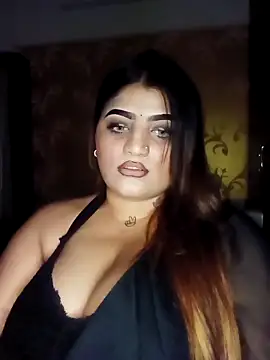 Sanaya Gil online show from April 12, 5:29 pm