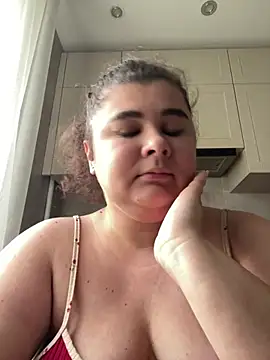 curly elise online show from March 27, 2:06 pm