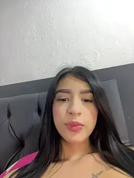 Hannaa blondee online show from April 8, 12:32 am