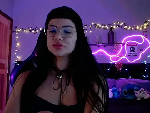 brunettebr online show from April 7, 8:37 am