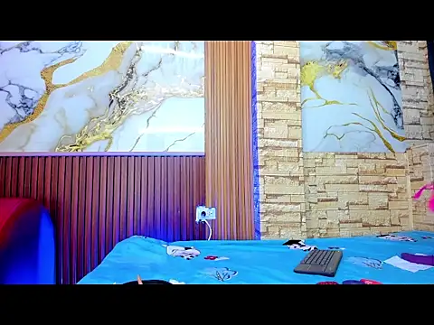 mybonnie303av online show from April 10, 3:45 am