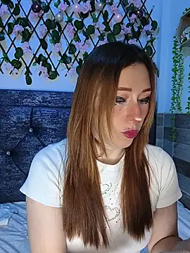 Amber prada online show from July 23, 10:40 pm