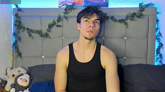 nate love7 online show from April 9, 3:06 am